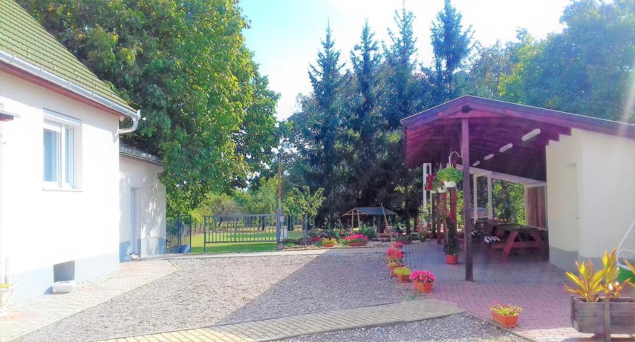 Kristaly Vendeghaz Hotel Bogacs Luaran gambar